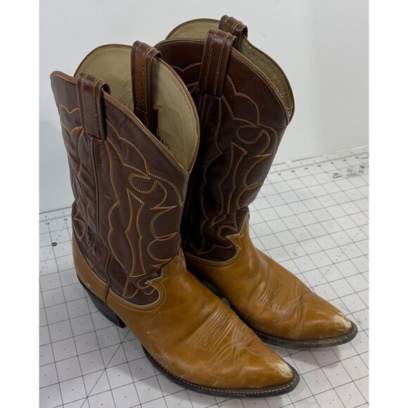 Vintage Tony Lama Cowboy Boots Men's Sz. 8.5 D Brown Leather Western Style - Picture 2 of 16